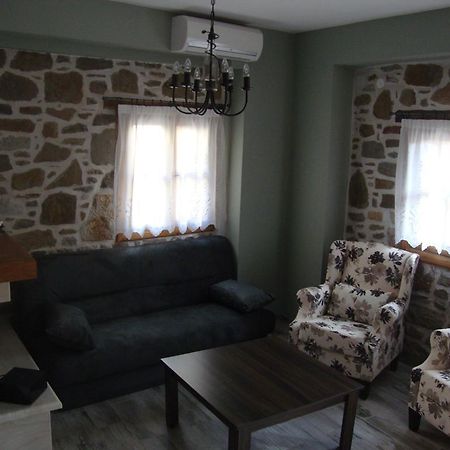 Volissos Homes Bagian luar foto